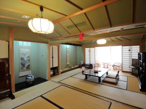 Nisshokan Bettei Koyotei - Activities and Nearby Attractions