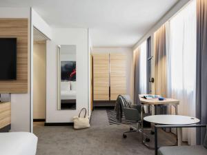 Novotel Den Haag City Centre - Room Types and Features