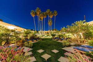 Pavilion Hotel - Dining and Food Credits