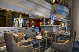 Renaissance Los Angeles Airport Hotel - Policies and Rules