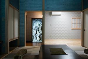 Senkei - Location and Accessibility