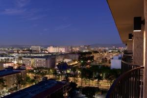Sheraton Park Hotel at the Anaheim Resort - Policies and Charges