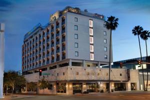 SIXTY Beverly Hills - Fitness Center and Wellness