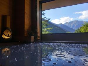 Super Hydrogen Rich Spa Yado Kanzan - Unique Spa and Wellness Experience