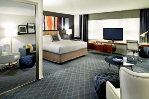 The Fifty Sonesta Hotel New York - Booking Your Stay