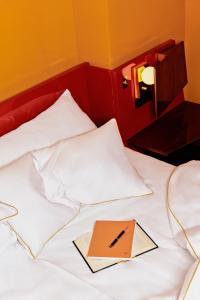 The Manner - Nearby Attractions and Landmarks