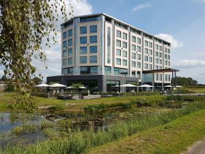 Van Der Valk Hotel Groningen-Hoogkerk - Additional Services