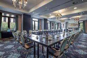 Van Der Valk Hotel Leiden - Policies and Information