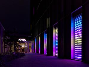 YOTEL Amsterdam - Worth The Stay
