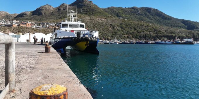 1½ Hour Sunset Boat Cruise V&A Waterfront Cape Town - Accessibility and Restrictions