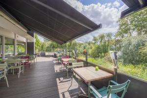 Amrâth Airport Hotel Rotterdam - Policies and Restrictions