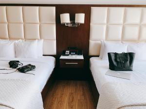 Cambria Hotel New York - Chelsea - Check-in and Check-out