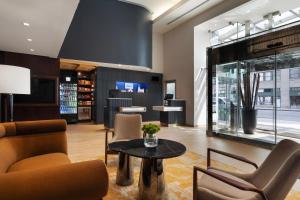 Courtyard by Marriott New York Manhattan / Soho - Booking and Check-in