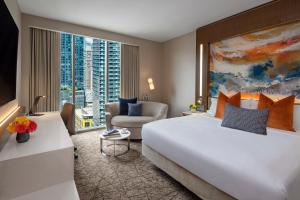 Courtyard New York Manhattan/Midtown West - Booking Your Stay