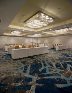 Crowne Plaza Ventura Beach, an IHG Hotel - Policies and Information