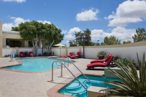 DoubleTree by Hilton Los Angeles Norwalk - Location and Accessibility