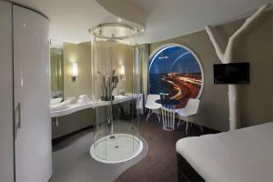 Fletcher Hotel Amsterdam - Nearby Attractions and Activities