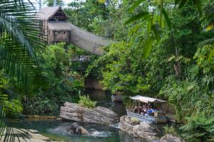 Fletcher Hotel-Restaurant ByZoo Emmen - Transportation and Access