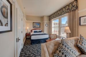 Gaslamp Plaza Suites - Guest Reviews