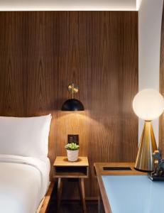 Grayson Hotel - Booking and Cancellation Information