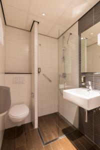 Hotel Amsterdam De Roode Leeuw - Nearby Attractions