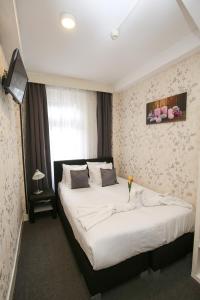 Hotel Flipper Amsterdam - Policies and Restrictions