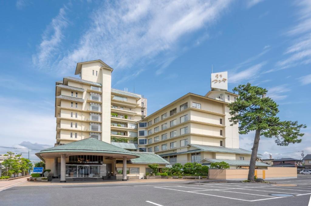 Kaike Tsuruya - Location and Accessibility