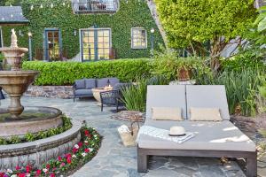 Kenwood Inn & Spa - Policies and Special Considerations