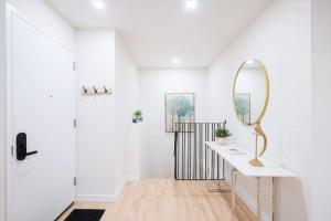 Luxury 2BR Duplex 5min to Central Park - Booking Information