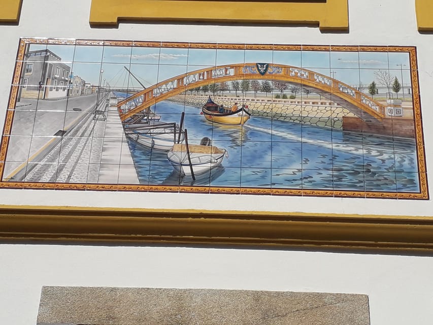 Panoramic Walk in Moliceiro 45 M + Walk in Aveiro 1 Hour - Getting to the Tour