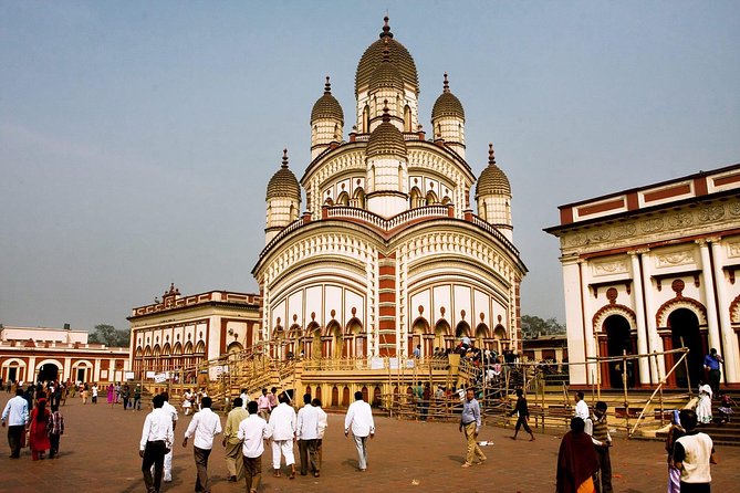 Private Tour Places of Worship in Kolkata Including Mother House
