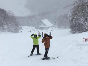 Shiga Palace Hotel - Policies and Guest Information
