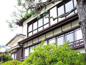 Shinpuro - Amenities and Services