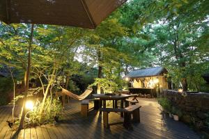 Shinwaen - Location and Accessibility