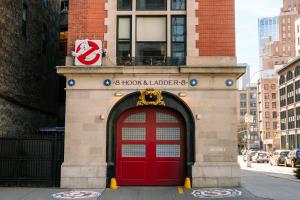 Sonder Duane Street - Streaming and Housekeeping Offerings