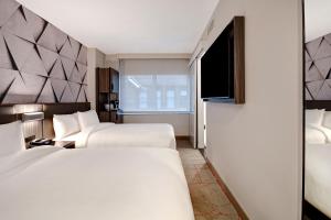 SpringHill Suites by Marriott New York Midtown Manhattan/Park Ave - Parking and Transportation