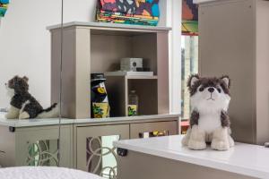 Staypineapple, An Artful Hotel, Midtown New York - Booking Your Stay