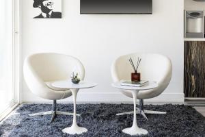 The Palm Springs Hotel - Guest Highlights