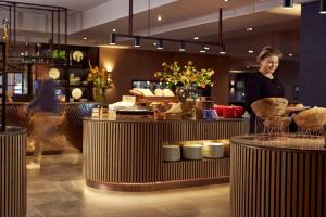 Van Der Valk Hotel Groningen Zuidbroek - Additional Information