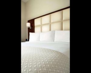 Cambria Hotel New York - Chelsea - Payment and Incidentals