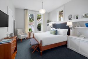 Casa Madrona Hotel and Spa - Booking Your Stay