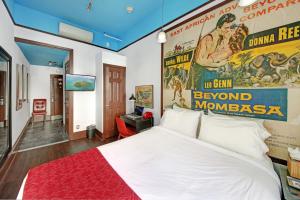Chelsea Pines Inn - Booking Your Stay