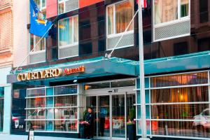 Courtyard by Marriott Times Square West - Booking Your Stay