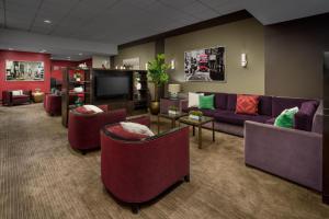 Courtyard New York Manhattan/Times Square - Booking Your Stay