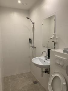 Dam Hotel - Worth The Stay