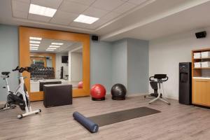 DoubleTree by Hilton New York Downtown - Booking and Contact Information