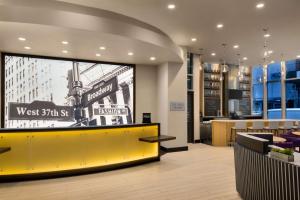 Embassy Suites By Hilton New York Manhattan Times Square - Booking Your Stay