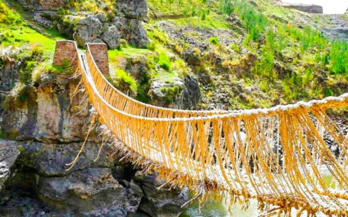 From Cusco: Machupicchu + Inca Bridges Private | Luxury ☆☆☆☆ - Airport Pickup