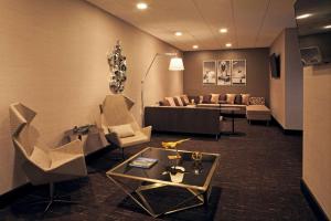 H Hotel Los Angeles, Curio Collection By Hilton - Policies, Rates, and Reservations
