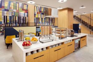 Hampton Inn by Hilton New York Times Square - Booking Your Stay